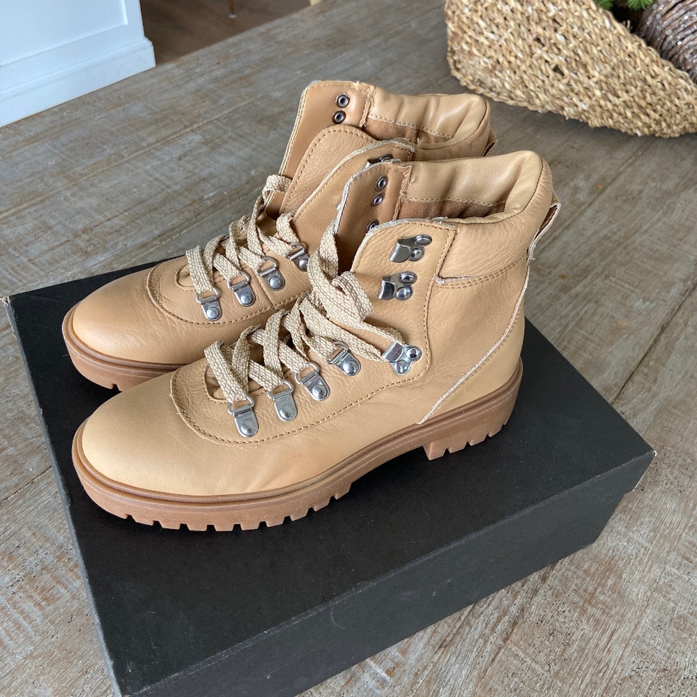 J.Crew Nordic Leather Hiking Boot, Size 7